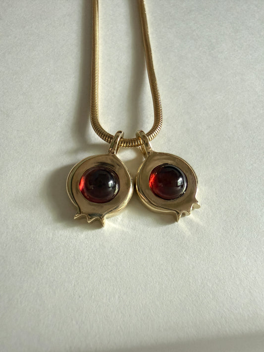 Petite Pom Charm - Birthday Drop