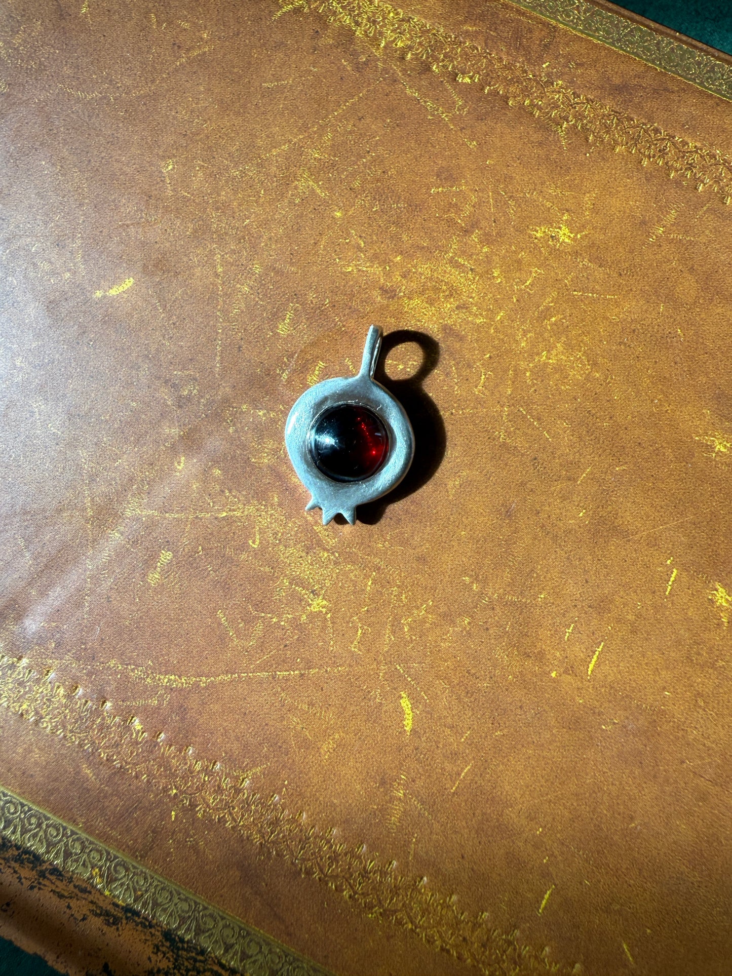 Silver Plump Pom Charm - August Birthday Drop