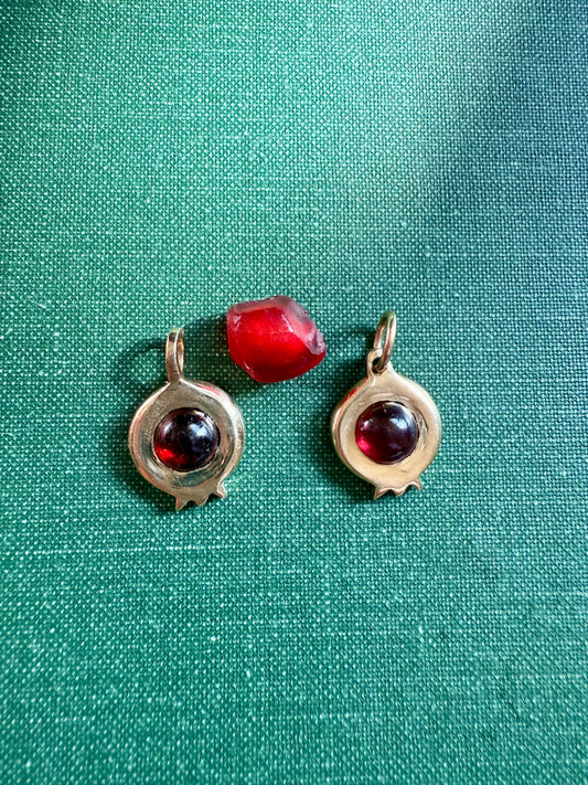 Petite Pom Charm - Holiday Preorder