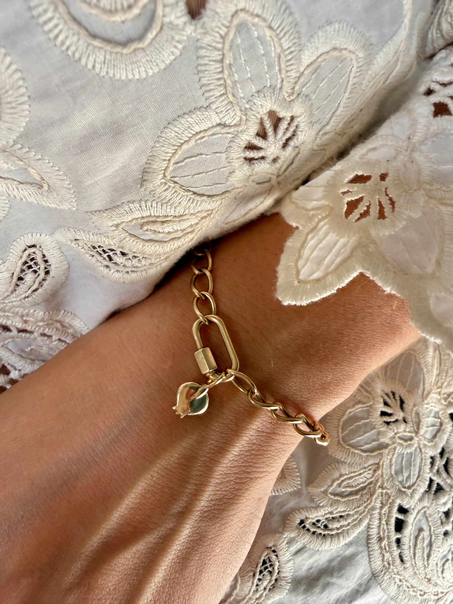 Baby Pom Charm - August Birthday Drop